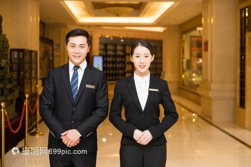以专业形象铸就卓越服务 酒店管理中的服务人员形象塑造
